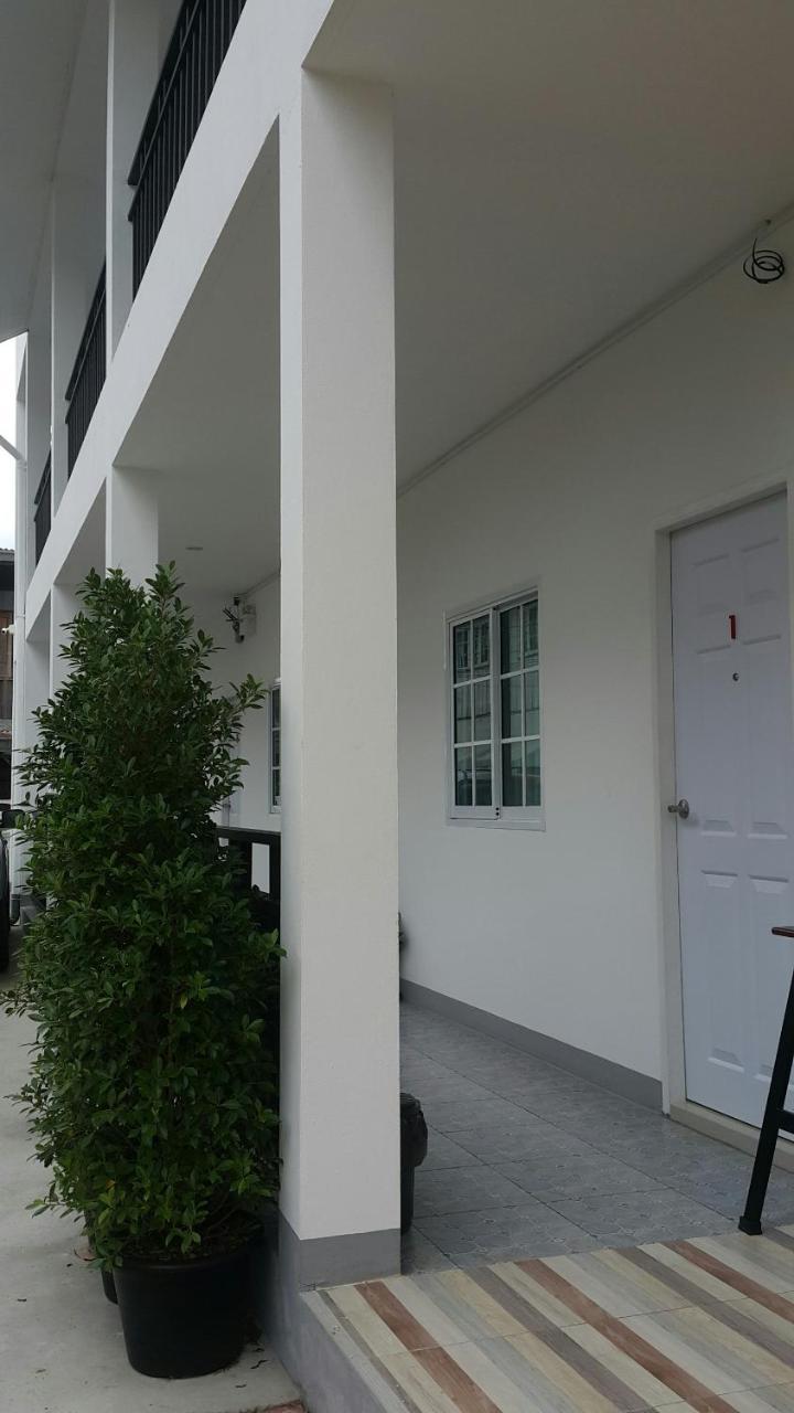 Patchy & Ppraw Family Hotel Ubon Ratchathani Buitenkant foto