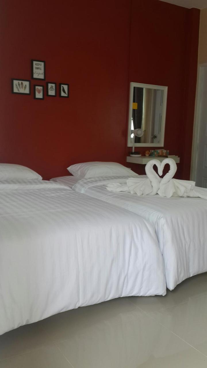 Patchy & Ppraw Family Hotel Ubon Ratchathani Buitenkant foto